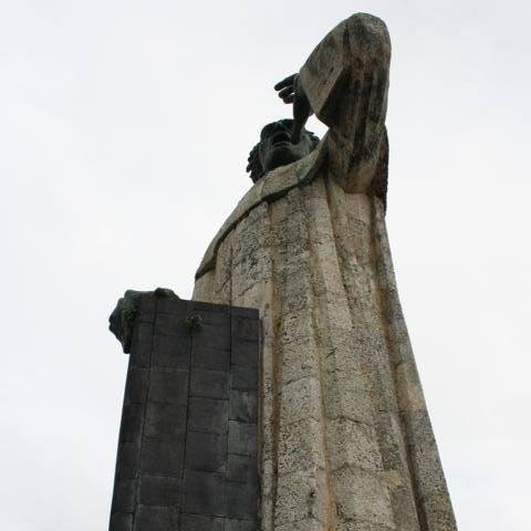 Monumento a Montesino