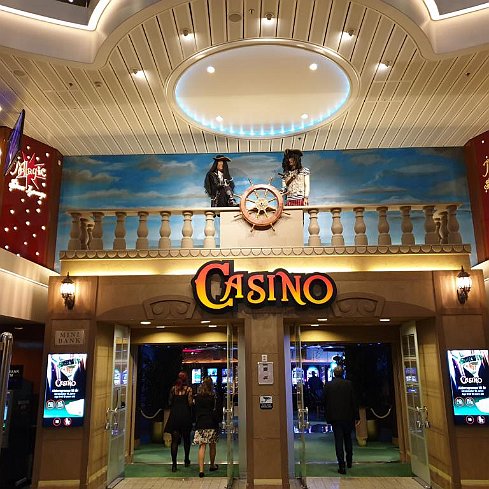 20200212_220508 Das Casino