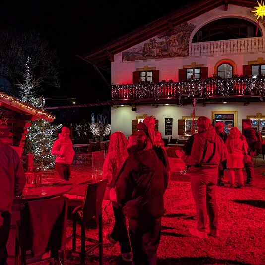 PXL_20251213_175438479