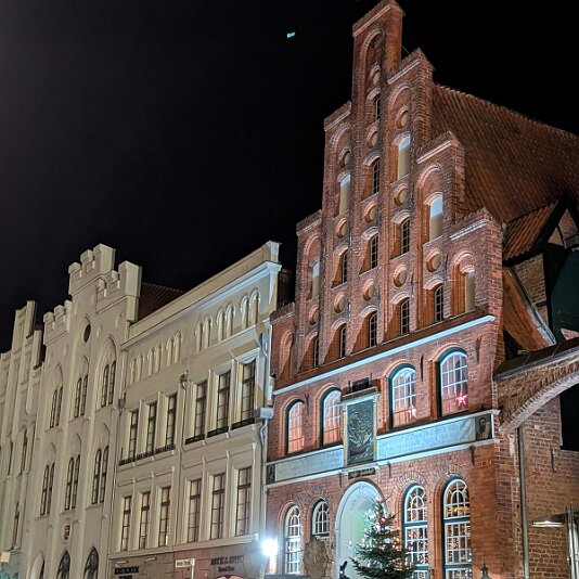 PXL_20251227_172900828