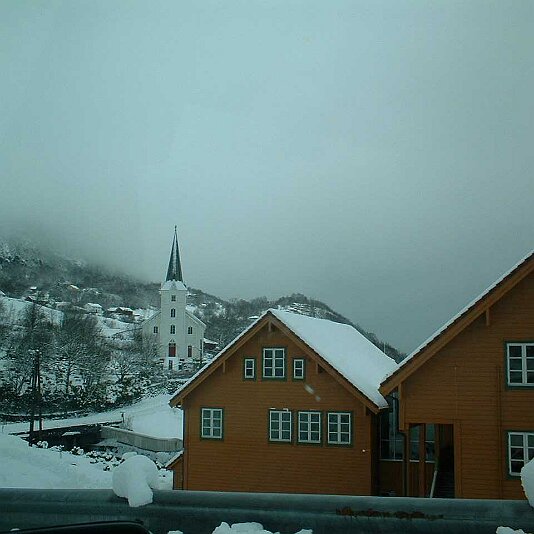 2_HAEUSER___1_KIRCHE~1