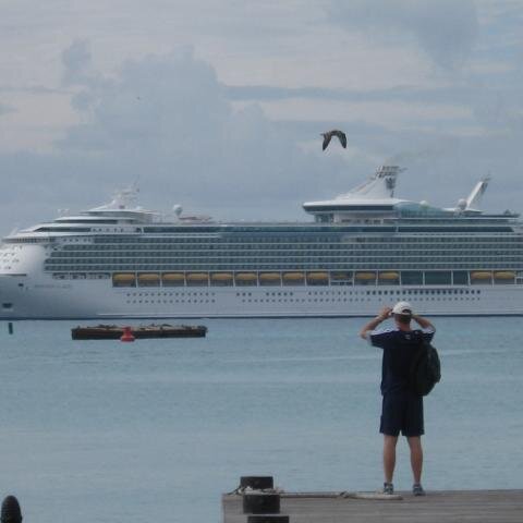 Explorer of the Seas (1)