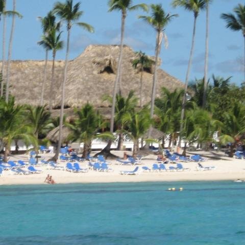 Strand mit Ferienanlage 1