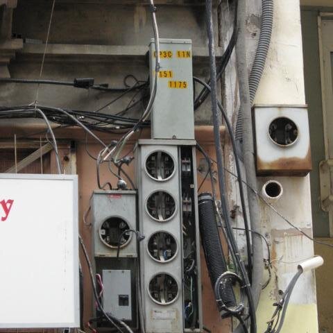 Verteilerkasten - Alles offen!!!