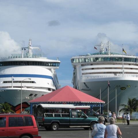 Oceana vs. AIDAvita (links) (2)