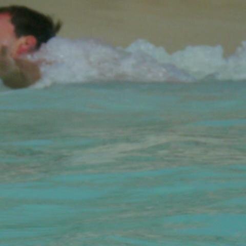 Von der Brandung erwischt!