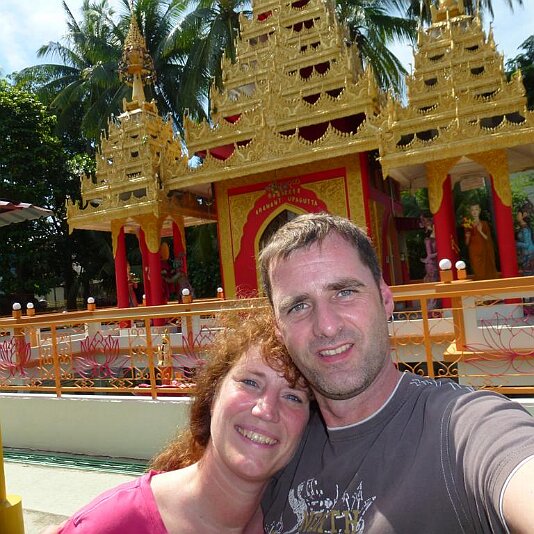 In der Burmesischen Tempelanlage