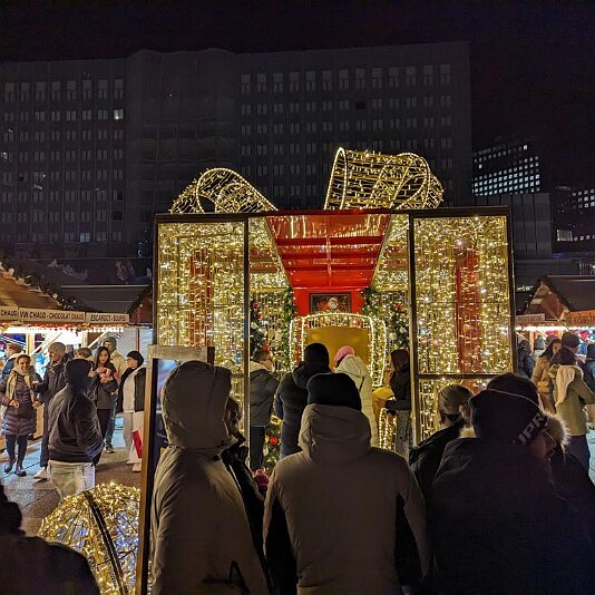 PXL_20231203_184922079