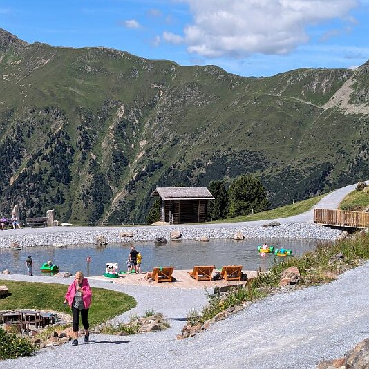 PXL_20240809_095358580