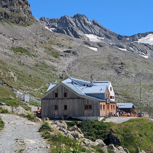 PXL_20240810_125933060