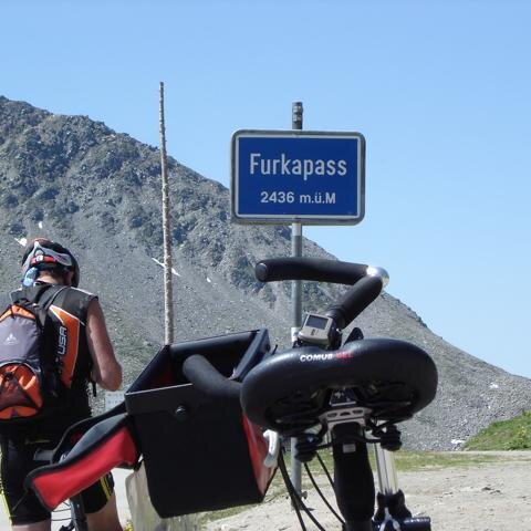 Furkapass mit Fahrrad