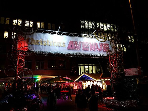 Schwul-Lesbischer Weihnachtsmarkt
