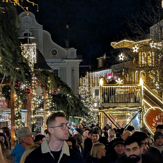 PXL_20251208_162636910