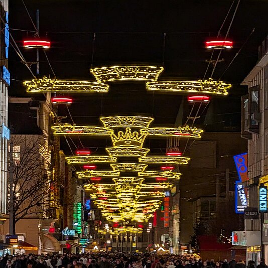 PXL_20251129_180846086