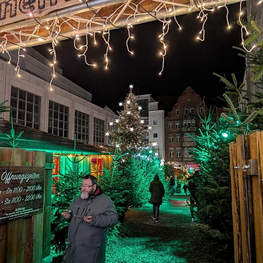 PXL_20251227_164242493