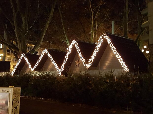 Weihnachtsmarkt auf dem Neumarkt