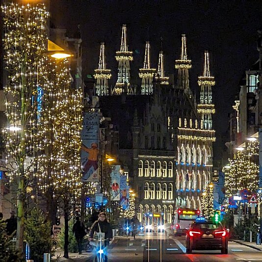 PXL_20231208_182121289