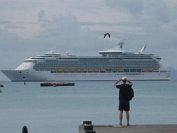 Explorer of the Seas (1)