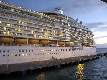 Explorer of the Seas (2)