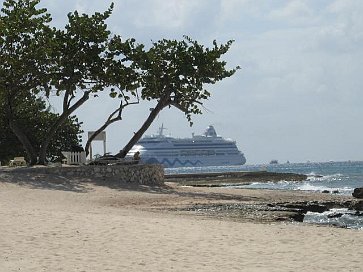 Seven Mile Beach mit AIDAvita