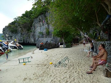 Am Strand von Koh Mae 1