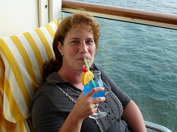 Coctail des Tages mit Frau des Tages